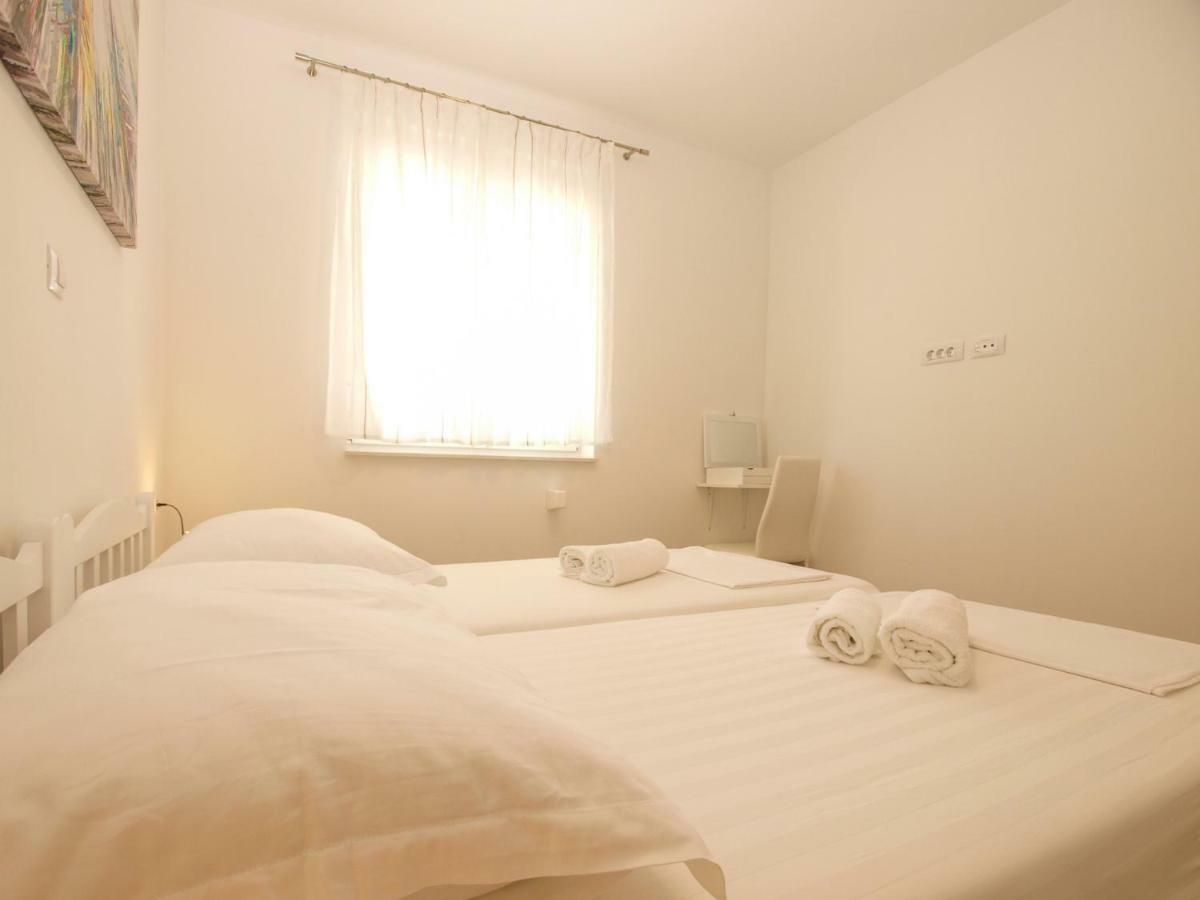 4 Stars Apartments-Pikula ฟาชานา ภายนอก รูปภาพ