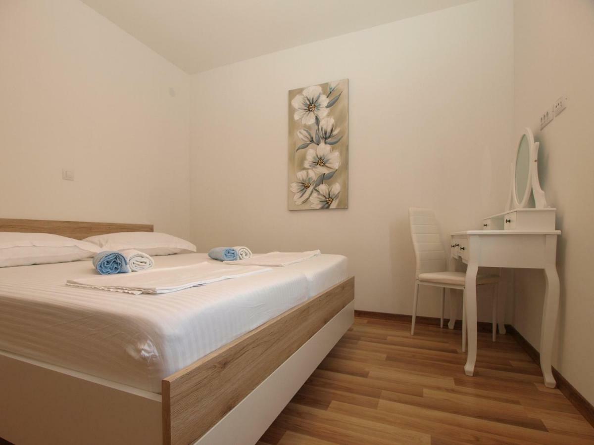 4 Stars Apartments-Pikula ฟาชานา ภายนอก รูปภาพ