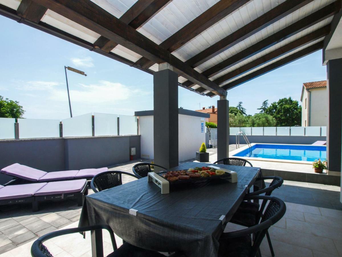 4 Stars Apartments-Pikula ฟาชานา ภายนอก รูปภาพ