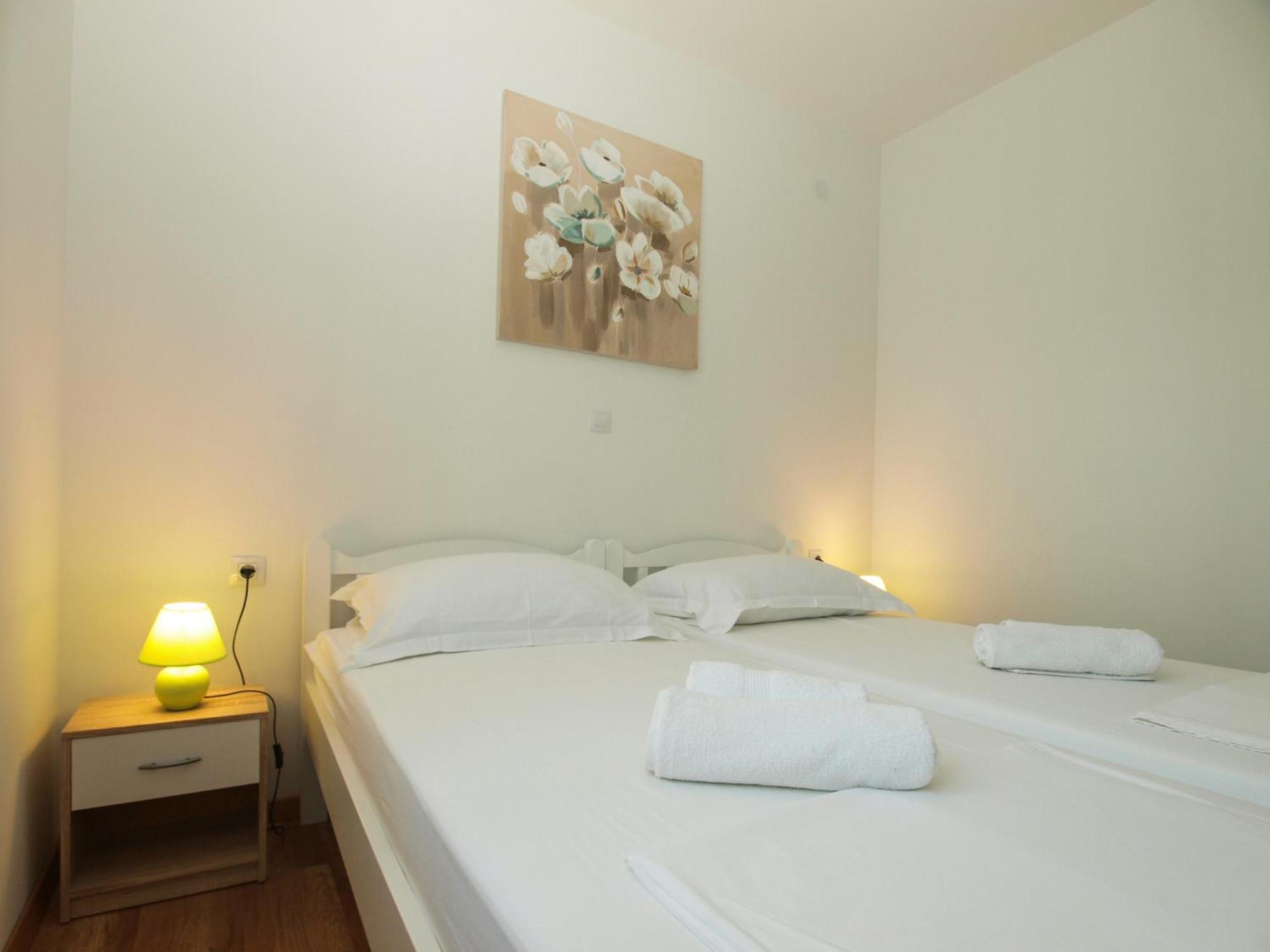 4 Stars Apartments-Pikula ฟาชานา ภายนอก รูปภาพ