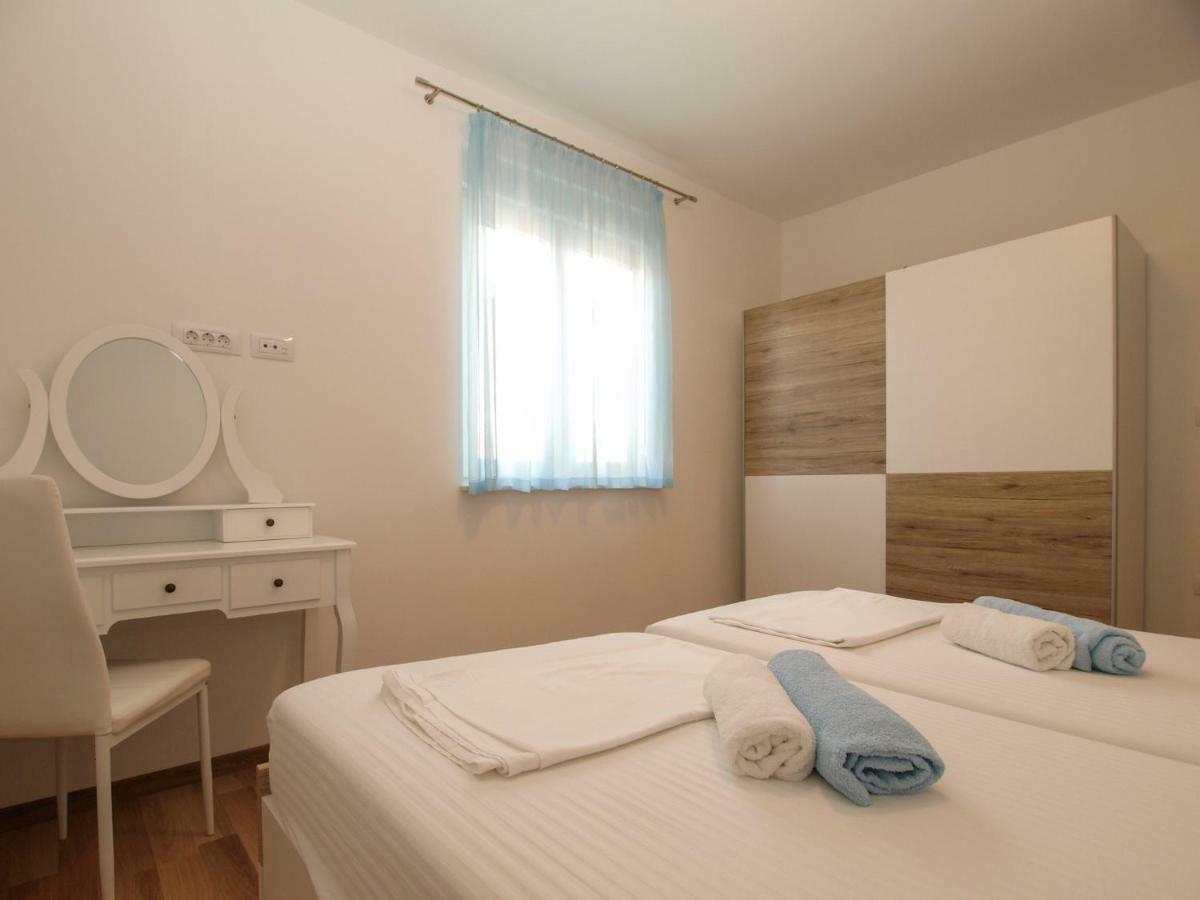 4 Stars Apartments-Pikula ฟาชานา ภายนอก รูปภาพ