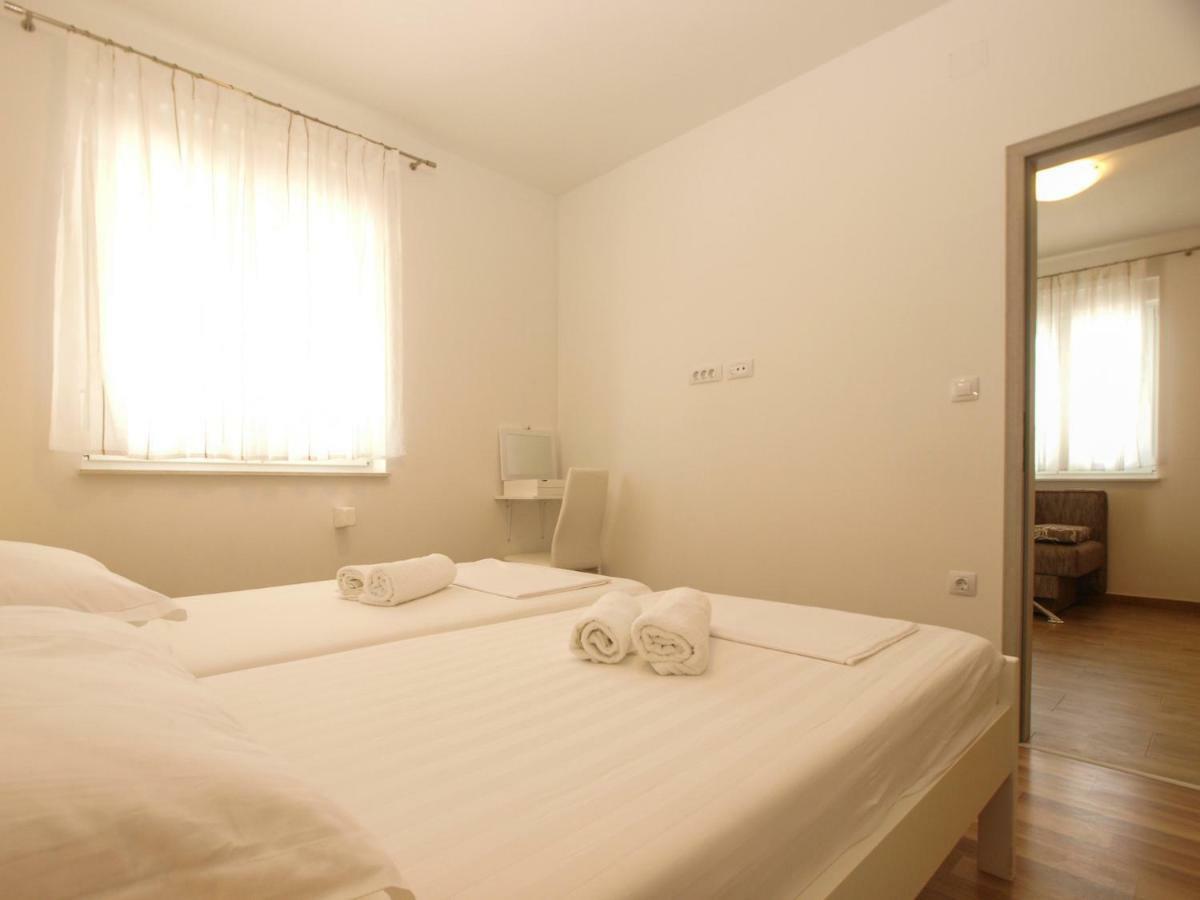 4 Stars Apartments-Pikula ฟาชานา ภายนอก รูปภาพ